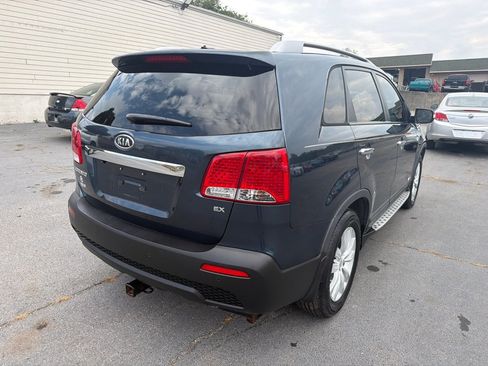 Used 2011 Kia Sorento EX w/ Premium Pkg AWD/4WD image 6