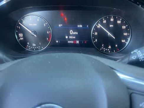 Used 2023 Buick Envision Preferred AWD/4WD image 3