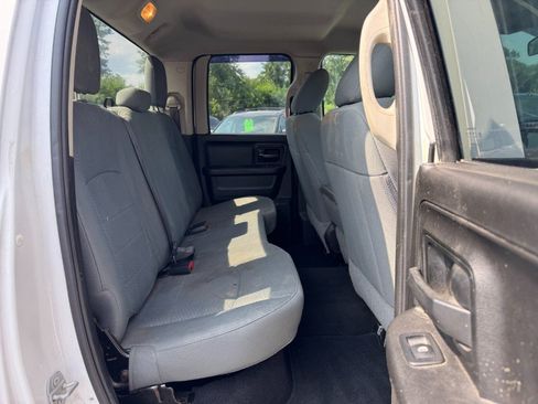 Used 2019 RAM 1500 ST w/ SXT Plus Group AWD/4WD image 17