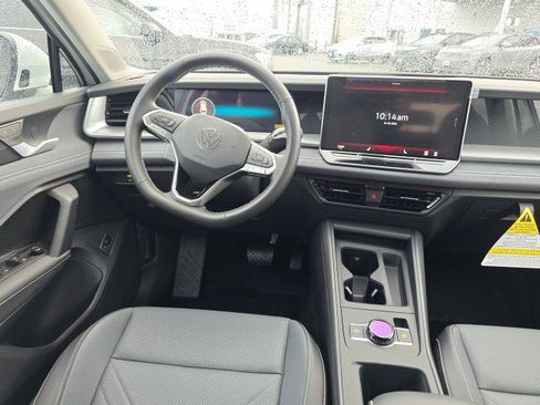 New 2026 Volkswagen Tiguan SE image 21