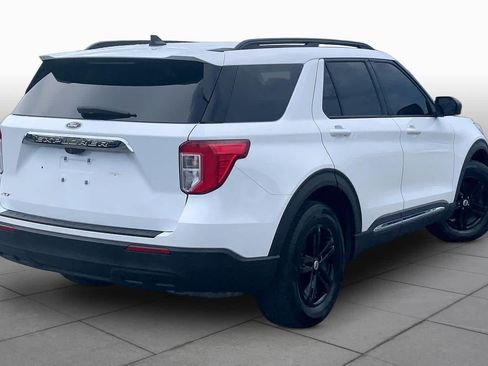 Used 2022 Ford Explorer XLT RWD image 13