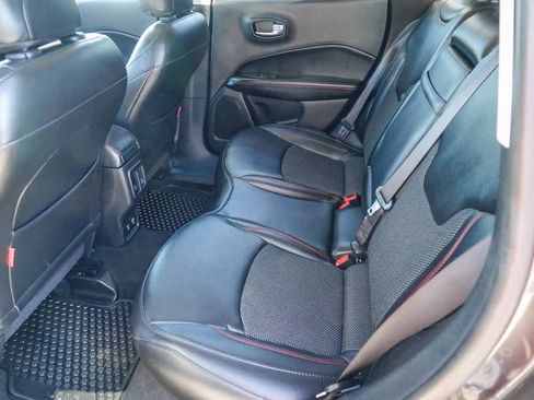 Certified 2019 Jeep Compass Trailhawk w/ Cold Weather Group image 17