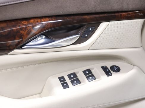 Used 2015 Cadillac Escalade Luxury AWD/4WD image 65