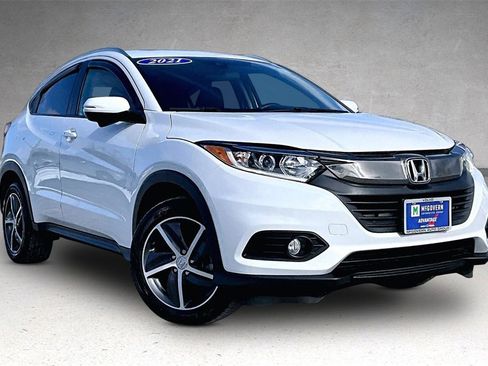 Used 2021 Honda HR-V EX image 3