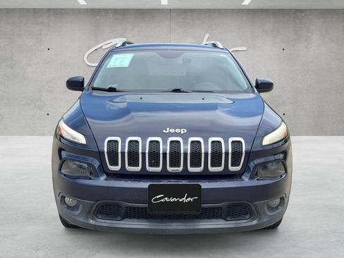 Used 2016 Jeep Cherokee Latitude FWD image 18
