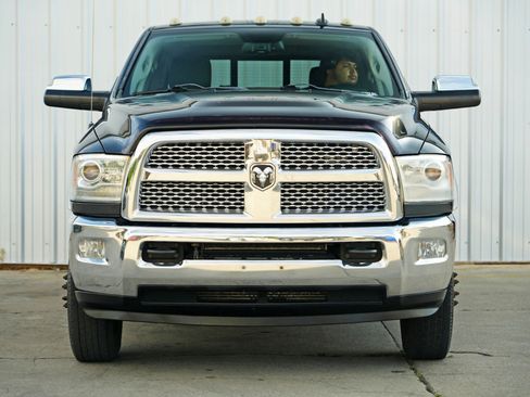 Used 2015 RAM 3500 Laramie image 5