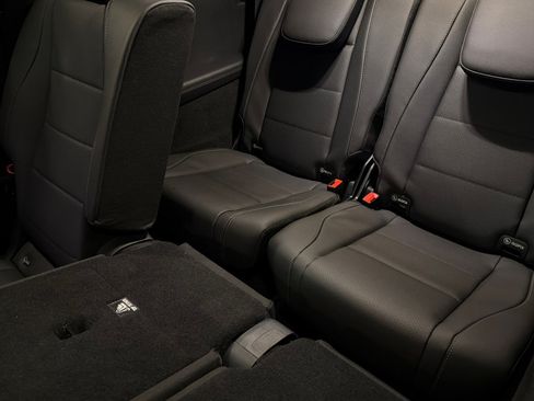 New 2026 Mercedes-Benz GLS 450 4MATIC image 14