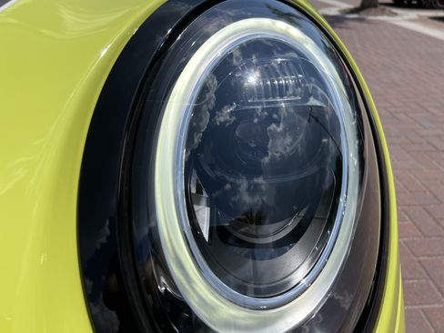 Used 2024 MINI Cooper S FWD image 8