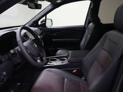 New 2026 Honda Ridgeline Black Edition image 8
