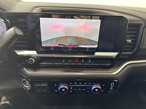 Used 2024 GMC Sierra 2500 SLE image 22