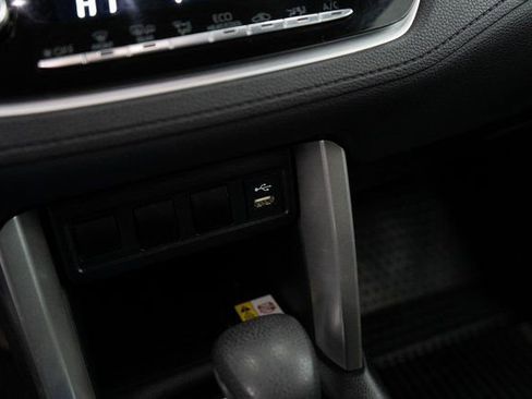 Used 2022 Toyota Corolla Cross LE image 27