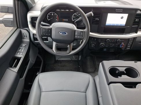 New 2025 Ford F350 XL w/ XL Chrome Package image 11