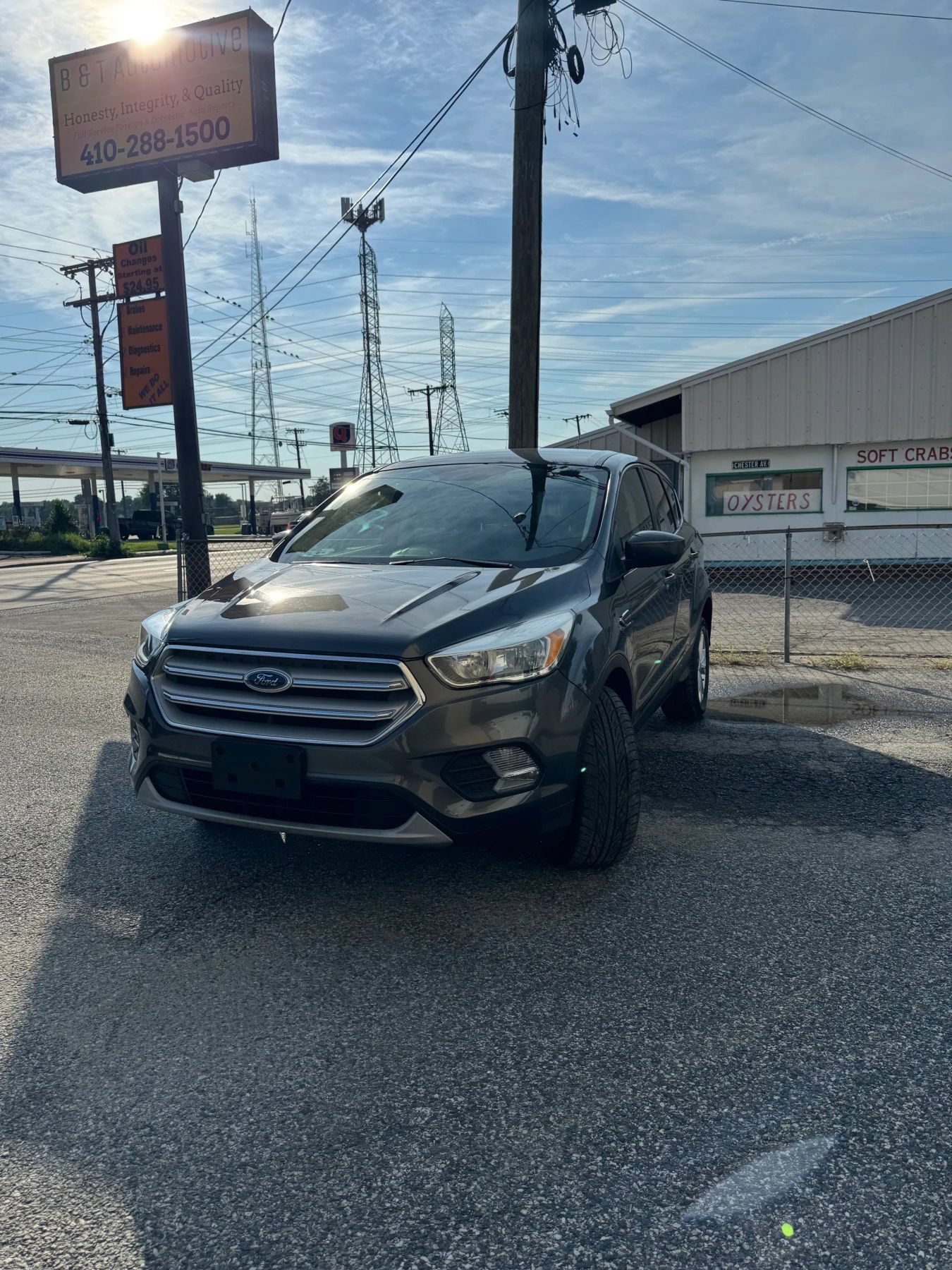Used 2019 Ford Escape SE AWD/4WD image 1