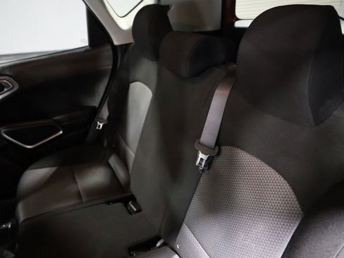 Used 2021 Kia Soul LX FWD image 19