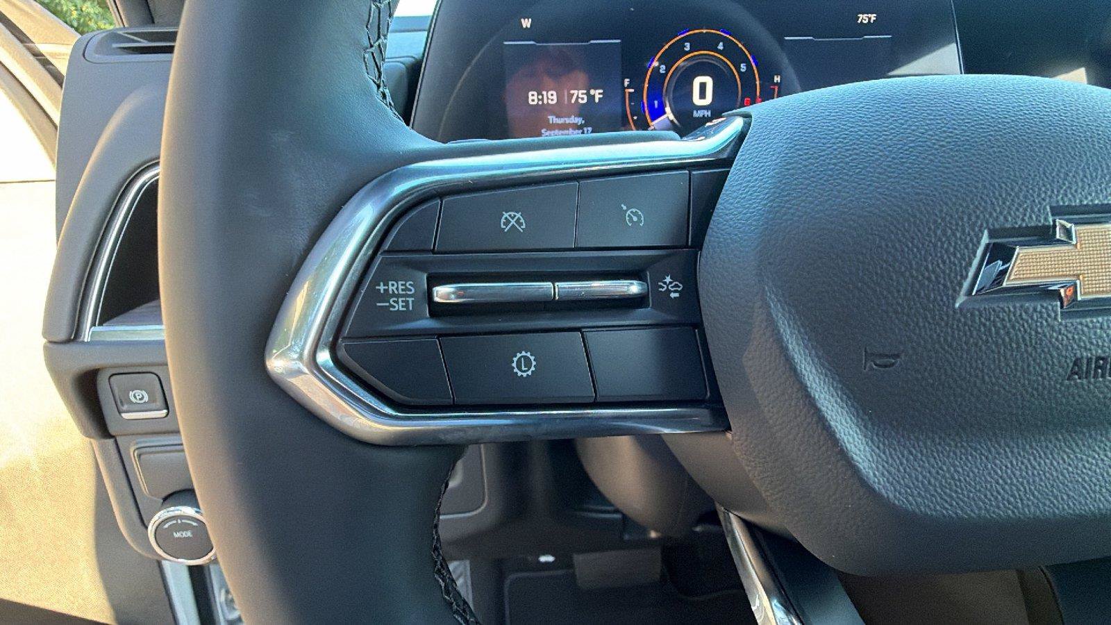 New 2026 Chevrolet Suburban LS RWD image 23