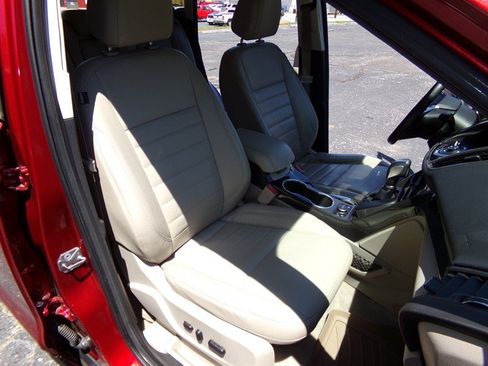 Used 2016 Ford Escape Titanium AWD/4WD image 20