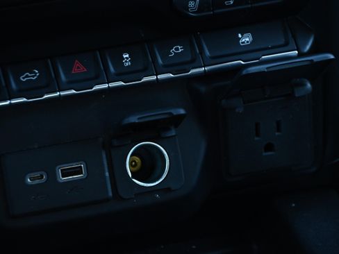 Used 2021 GMC Sierra 1500 SLT image 22