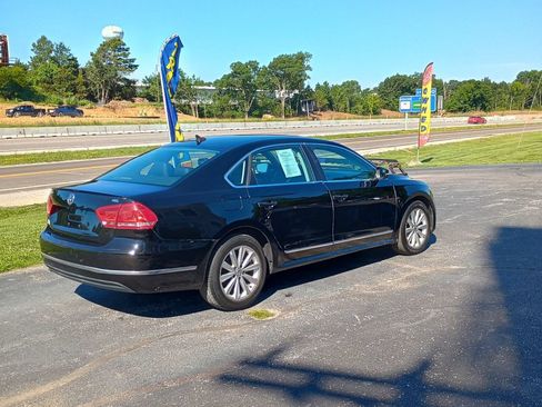 Used 2013 Volkswagen Passat 2.5 SEL Premium FWD image 5