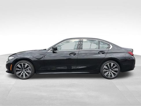 Used 2025 BMW 330i xDrive Sedan AWD/4WD image 5