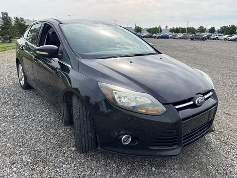 Used 2013 Ford Focus Titanium FWD image 13