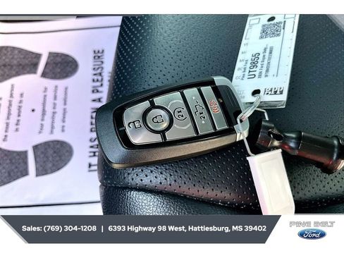 Used 2024 Ford F250 Lariat w/ Lariat Ultimate Package AWD/4WD image 9