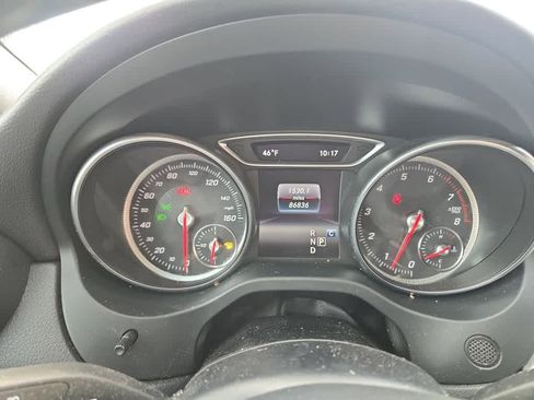 Used 2018 Mercedes-Benz GLA 250 4MATIC image 13