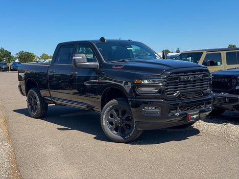 New 2026 RAM 2500 Big Horn AWD/4WD image 2