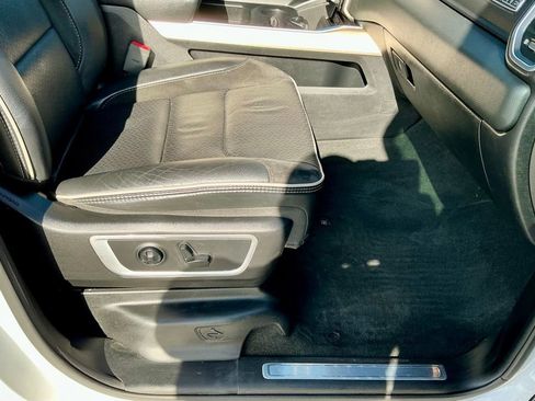 Used 2019 RAM 1500 Laramie image 23