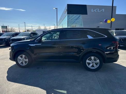 New 2026 Kia Sorento LX FWD image 7