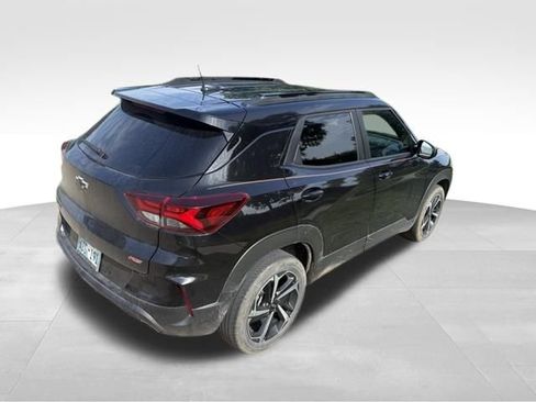 Used 2023 Chevrolet TrailBlazer RS w/ Convenience Package AWD/4WD image 3