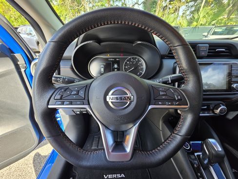 Used 2020 Nissan Versa SR w/ Convenience Package image 25