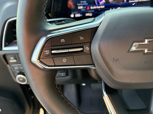 Used 2025 Chevrolet Tahoe Z71 w/ Comfort Package image 17