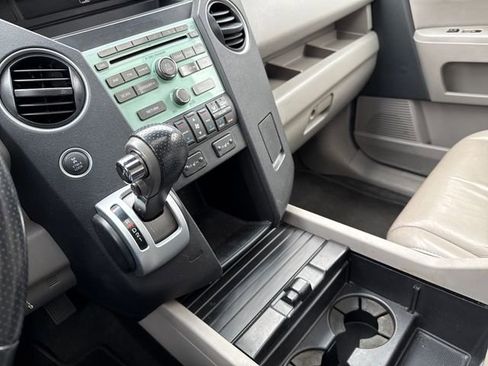 Used 2011 Honda Pilot EX-L image 25