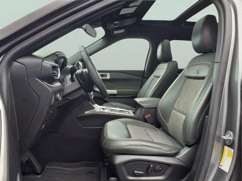 Used 2024 Ford Explorer Timberline w/ Timberline Technology Package AWD/4WD image 12