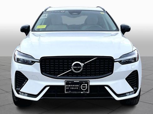 Certified 2023 Volvo XC60 B5 Plus w/ Climate Package image 4