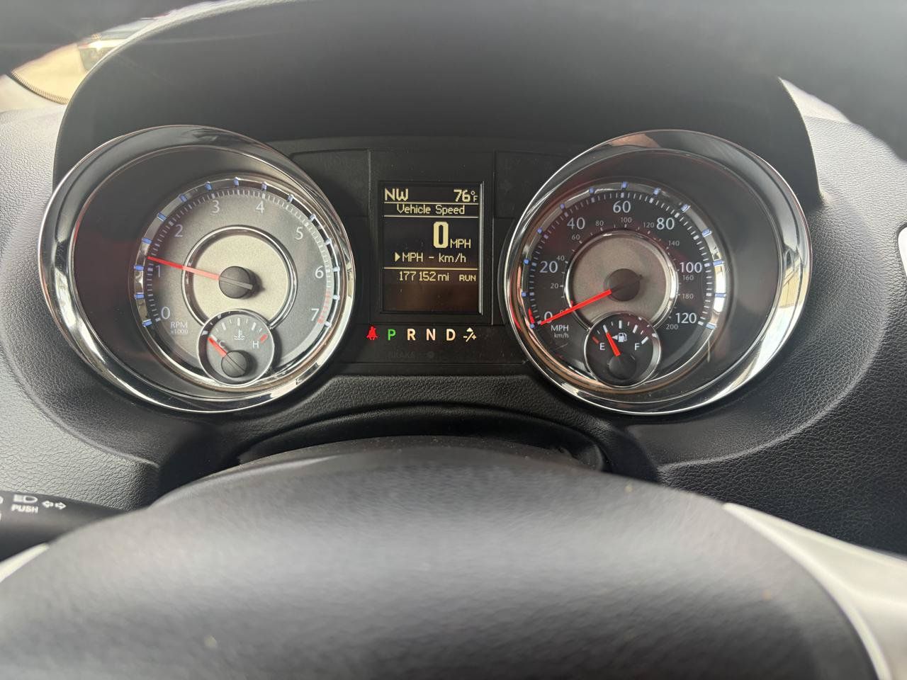 Used 2016 Chrysler Town & Country Touring FWD image 19