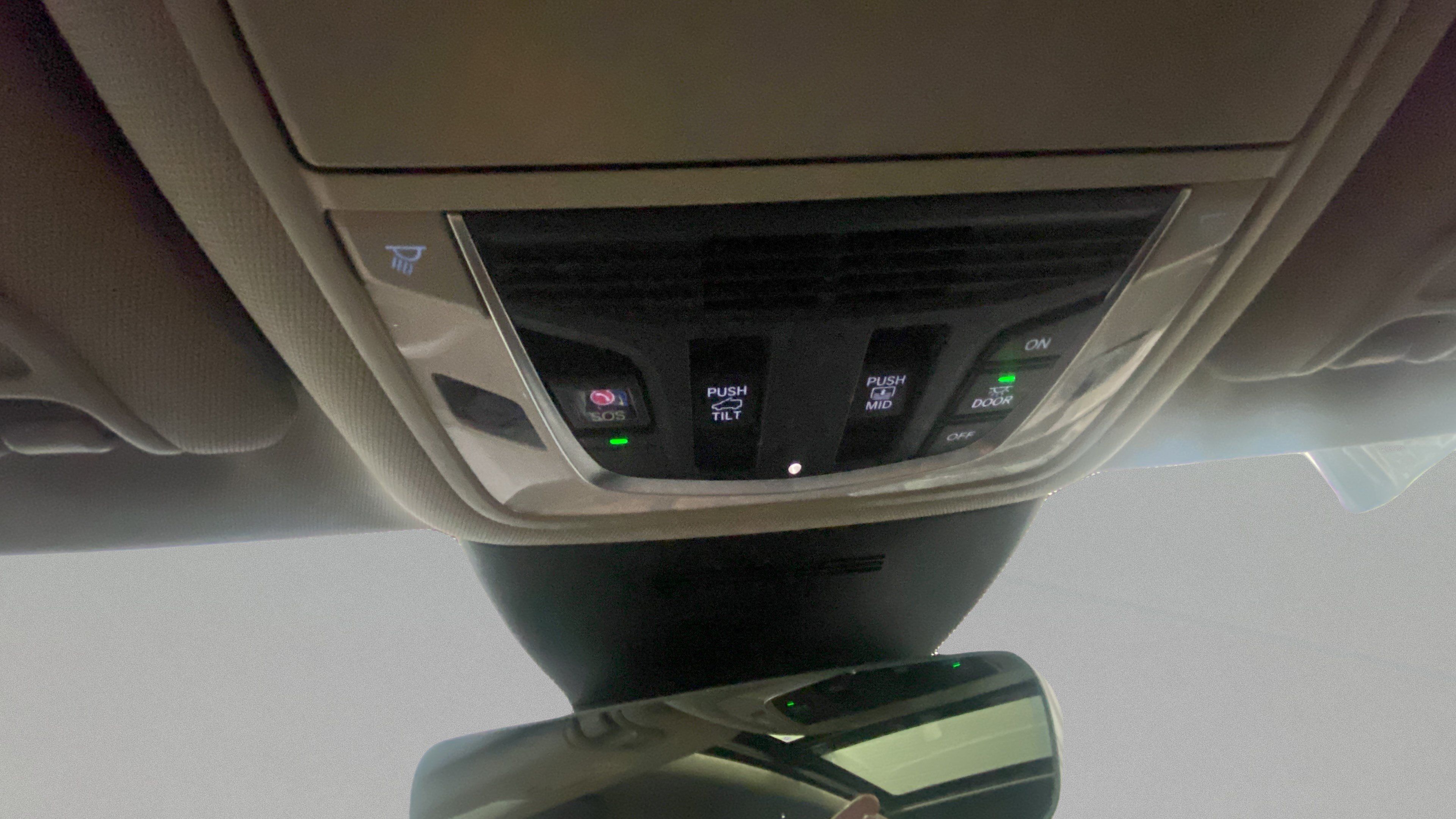Used 2026 Acura MDX FWD image 25