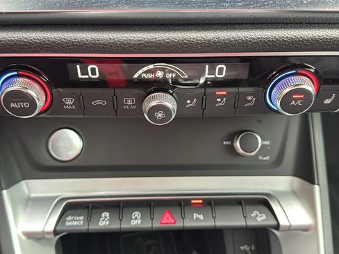 Used 2020 Audi Q3 2.0T Premium Plus image 20