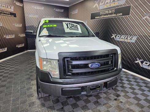 Used 2014 Ford F150 XL w/ Trailer Tow Package image 4