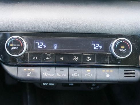 Used 2022 Hyundai Elantra SEL w/ Convenience Package image 22