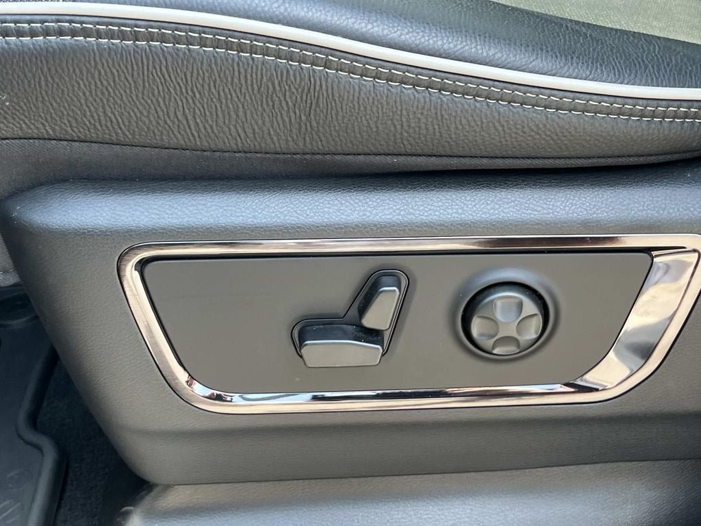 Used 2026 RAM 1500 Limited AWD/4WD image 41