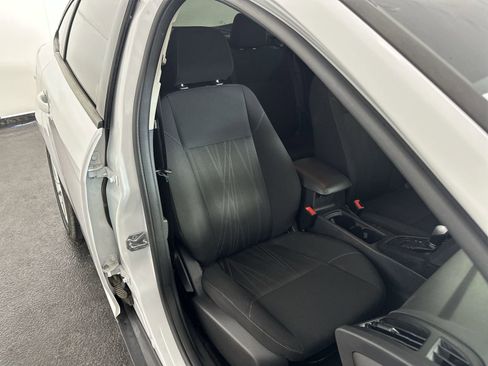 Used 2018 Ford Focus SE image 27