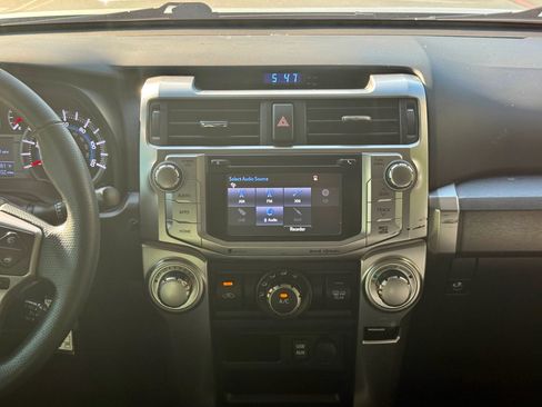 Used 2019 Toyota 4Runner SR5 AWD/4WD image 42