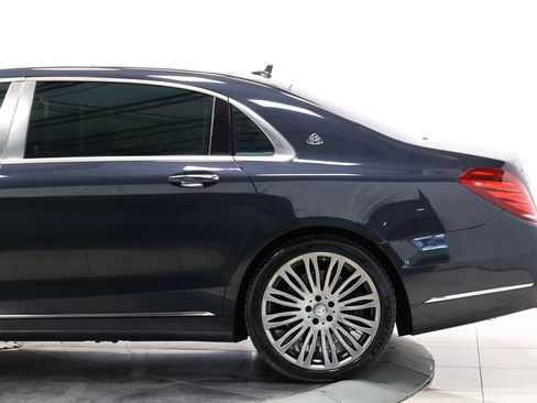 Used 2016 Mercedes-Benz Maybach S 600 image 9