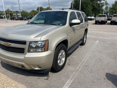 Used 2013 Chevrolet Tahoe LT RWD image 1