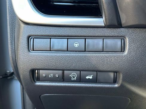 Used 2023 Nissan Rogue SL w/ SL Premium Package AWD/4WD image 19