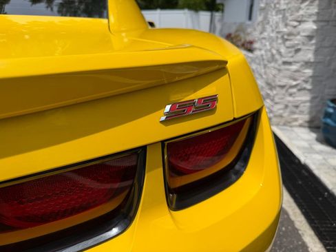 Used 2010 Chevrolet Camaro SS w/ RS Package RWD image 14