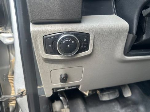 Used 2017 Ford F250 XL w/ STX Appearance Package AWD/4WD image 14