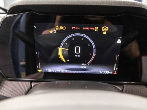 Used 2024 Chevrolet TrailBlazer RS w/ Driver Confidence Package AWD/4WD image 21