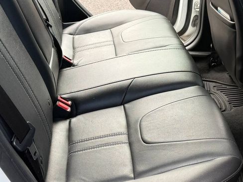 Used 2012 Ford Focus SEL FWD image 20